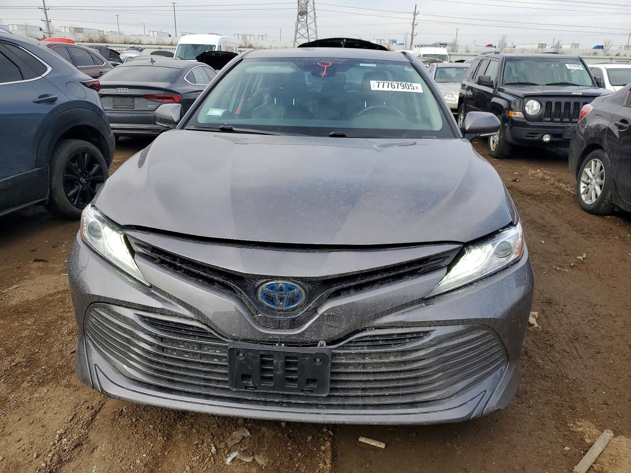 2020 TOYOTA CAMRY photo 9
