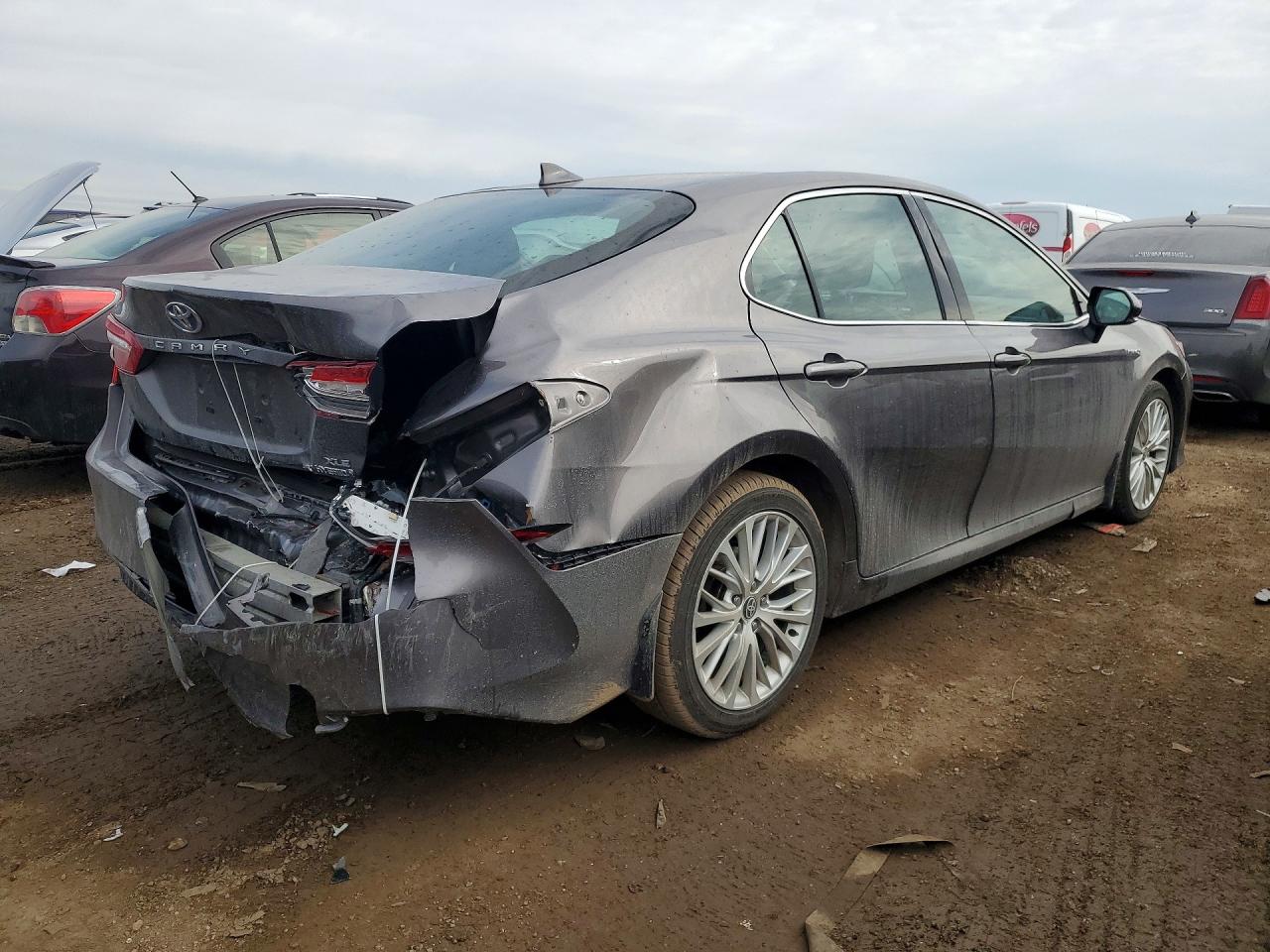 2020 TOYOTA CAMRY photo 5