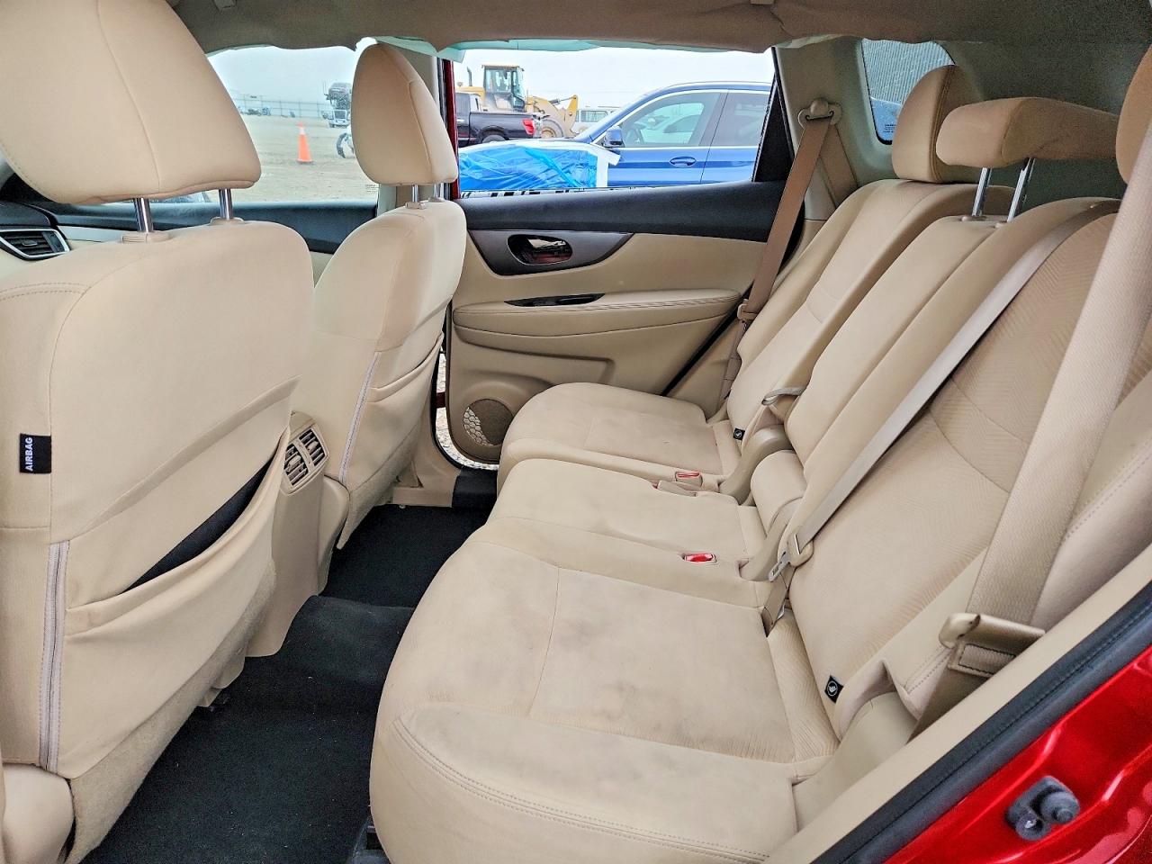 2016 NISSAN ROGUE SV photo 21