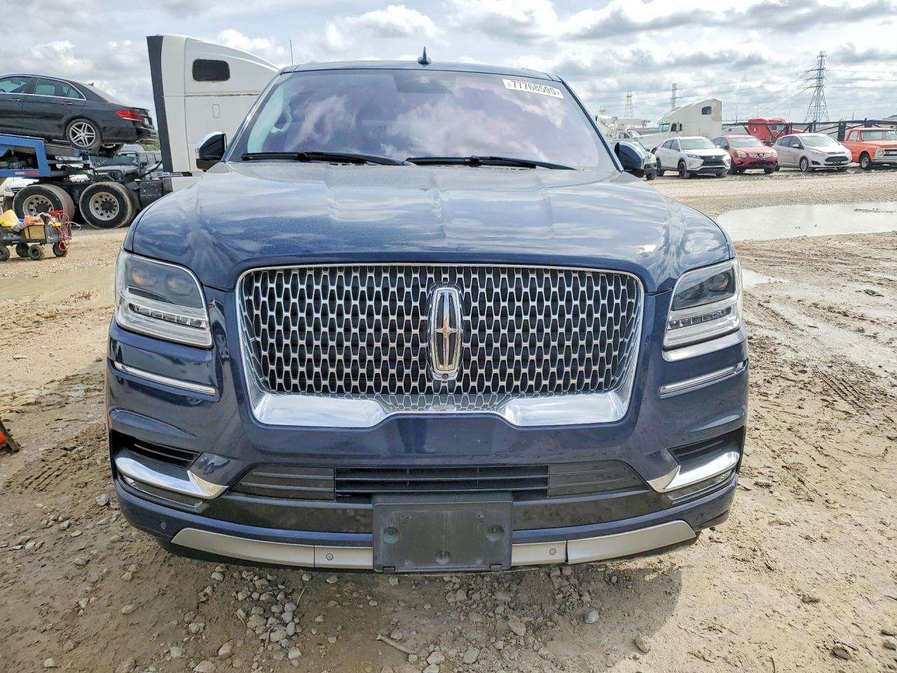 2019 LINCOLN NAVIGATOR L BLACK LABEL photo 9