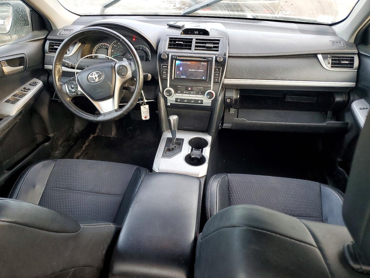 2012 TOYOTA CAMRY SE photo 22
