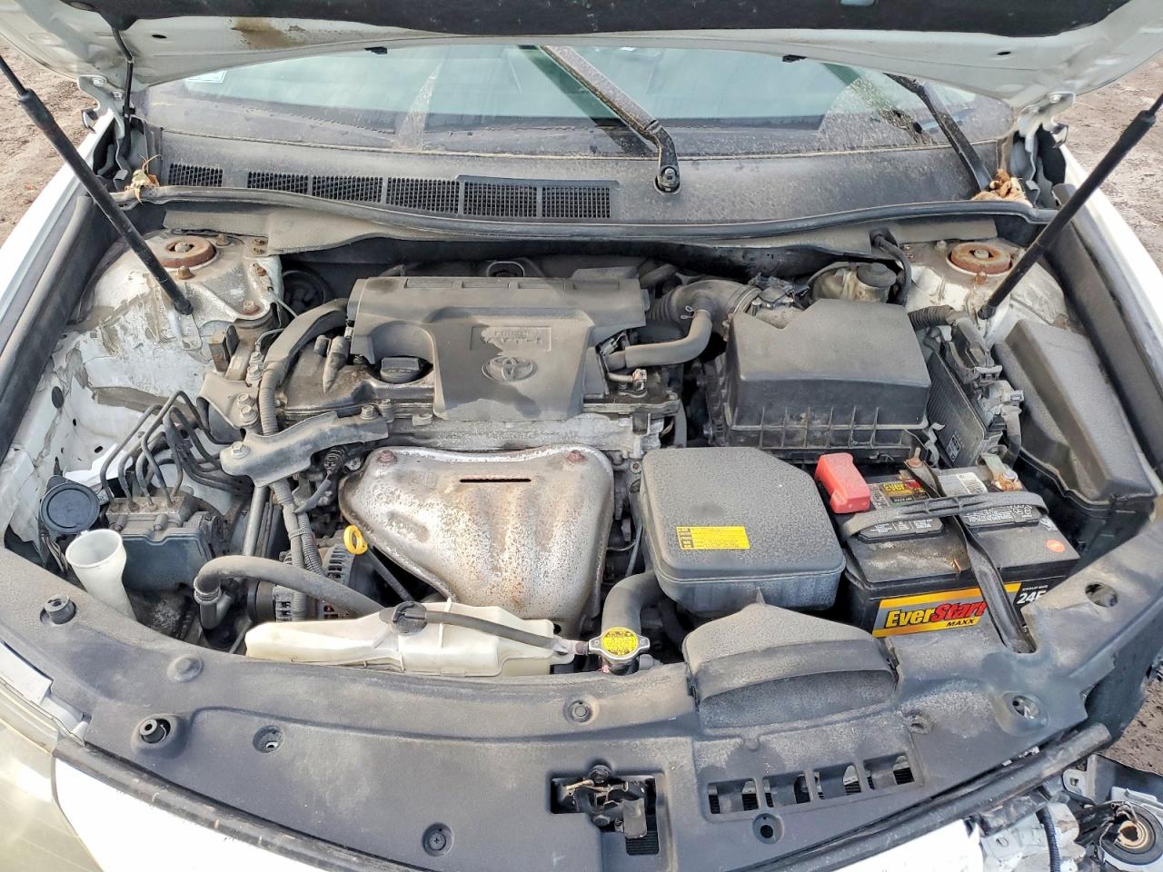 2012 TOYOTA CAMRY SE photo 31