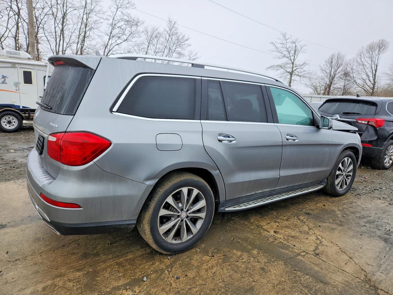 2015 MERCEDES-BENZ GL 450 4MATIC photo 5