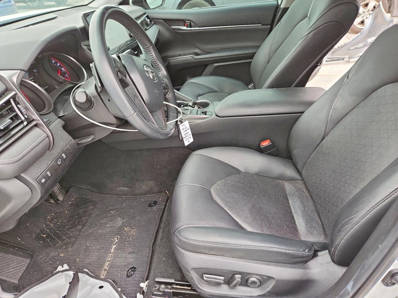 2021 TOYOTA CAMRY XSE photo 7