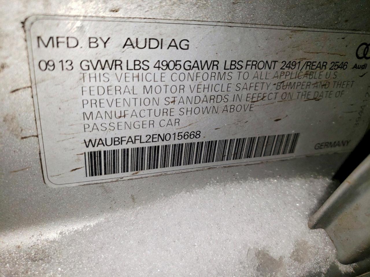 2014 AUDI A4 photo 12
