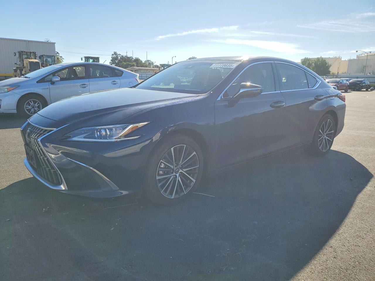 2023 LEXUS ES