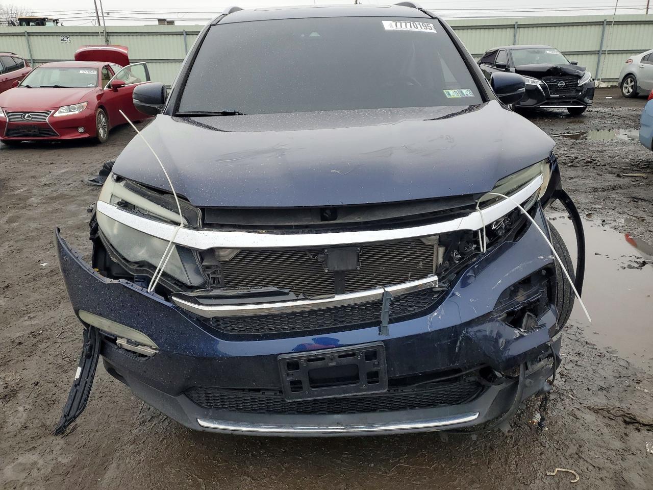 2016 HONDA PILOT ELITE photo 5
