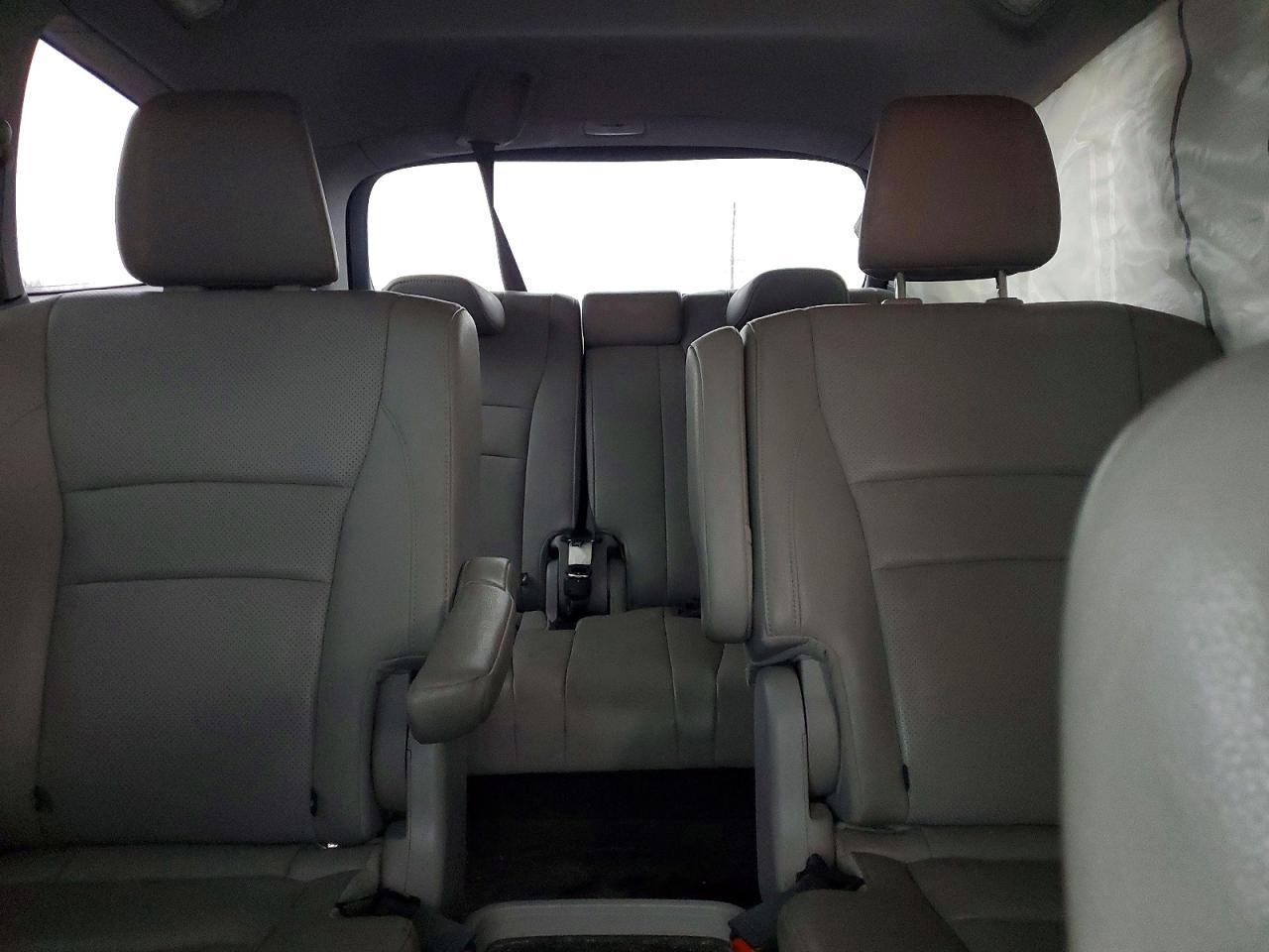 2016 HONDA PILOT ELITE photo 10