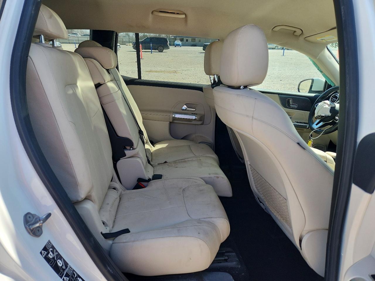 2021 MERCEDES-BENZ GLB 250 photo 21