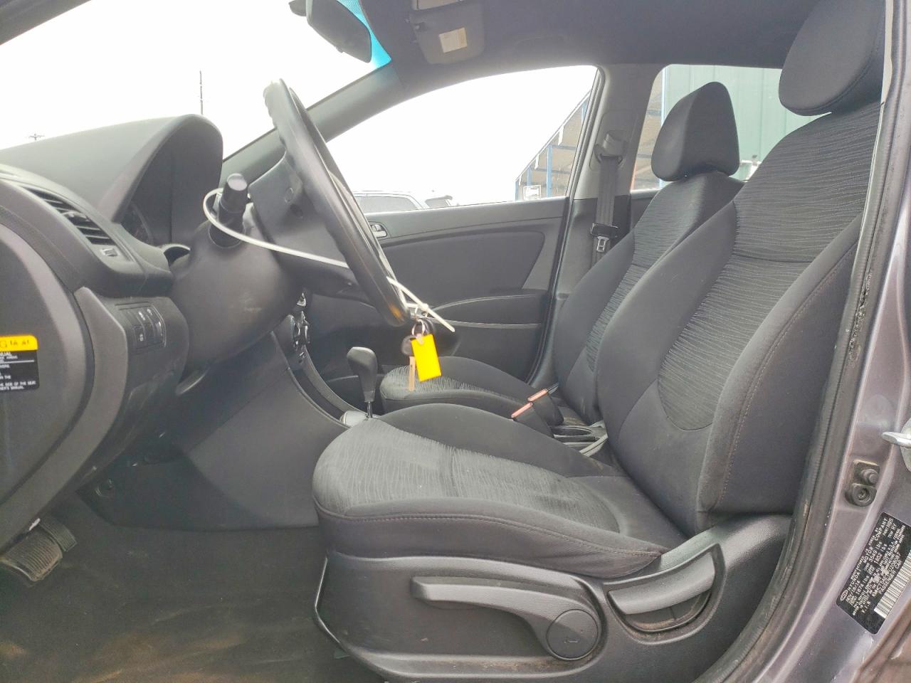 2015 HYUNDAI ACCENT GS photo 7