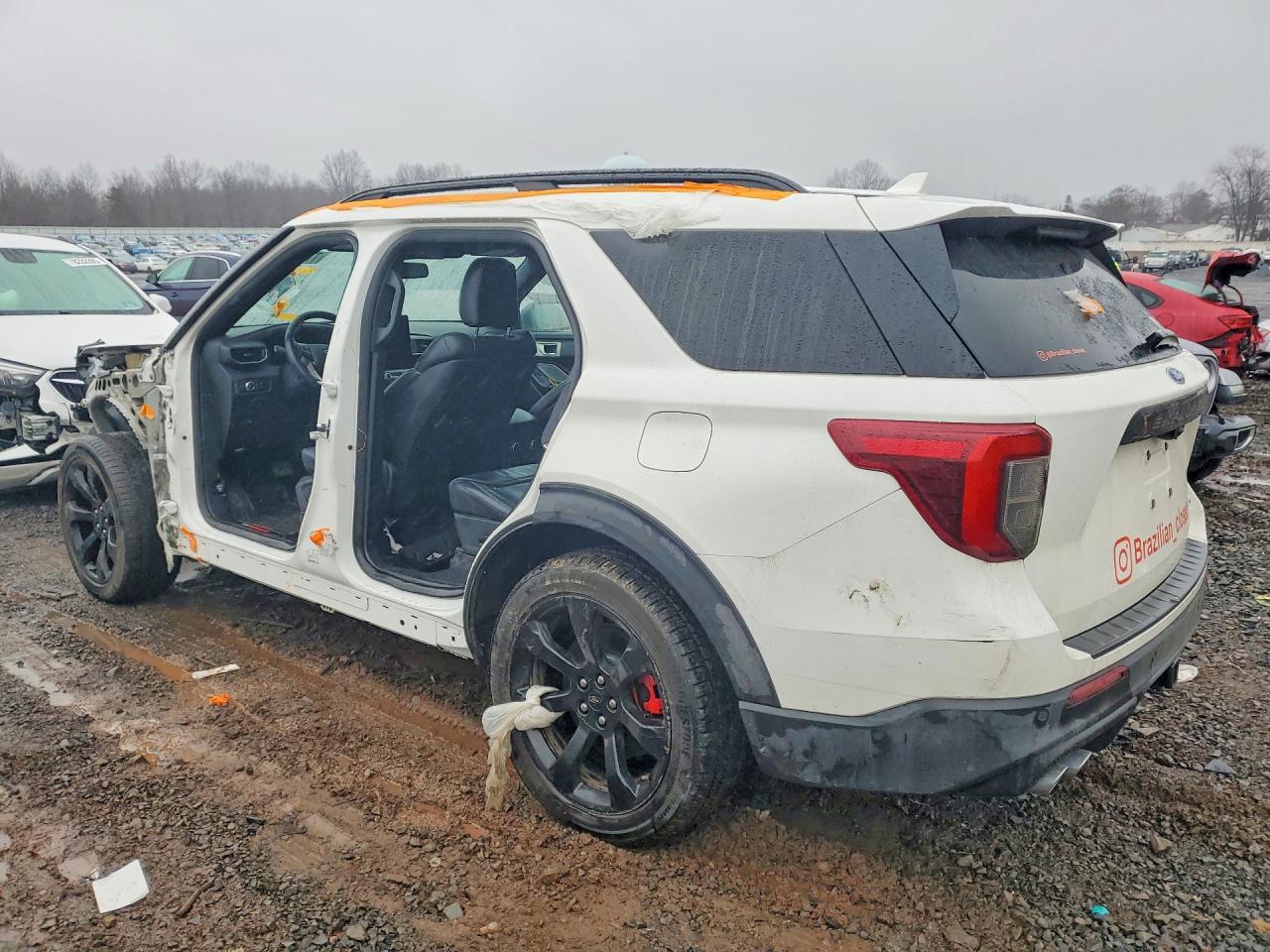 2020 FORD EXPLORER ST photo 2