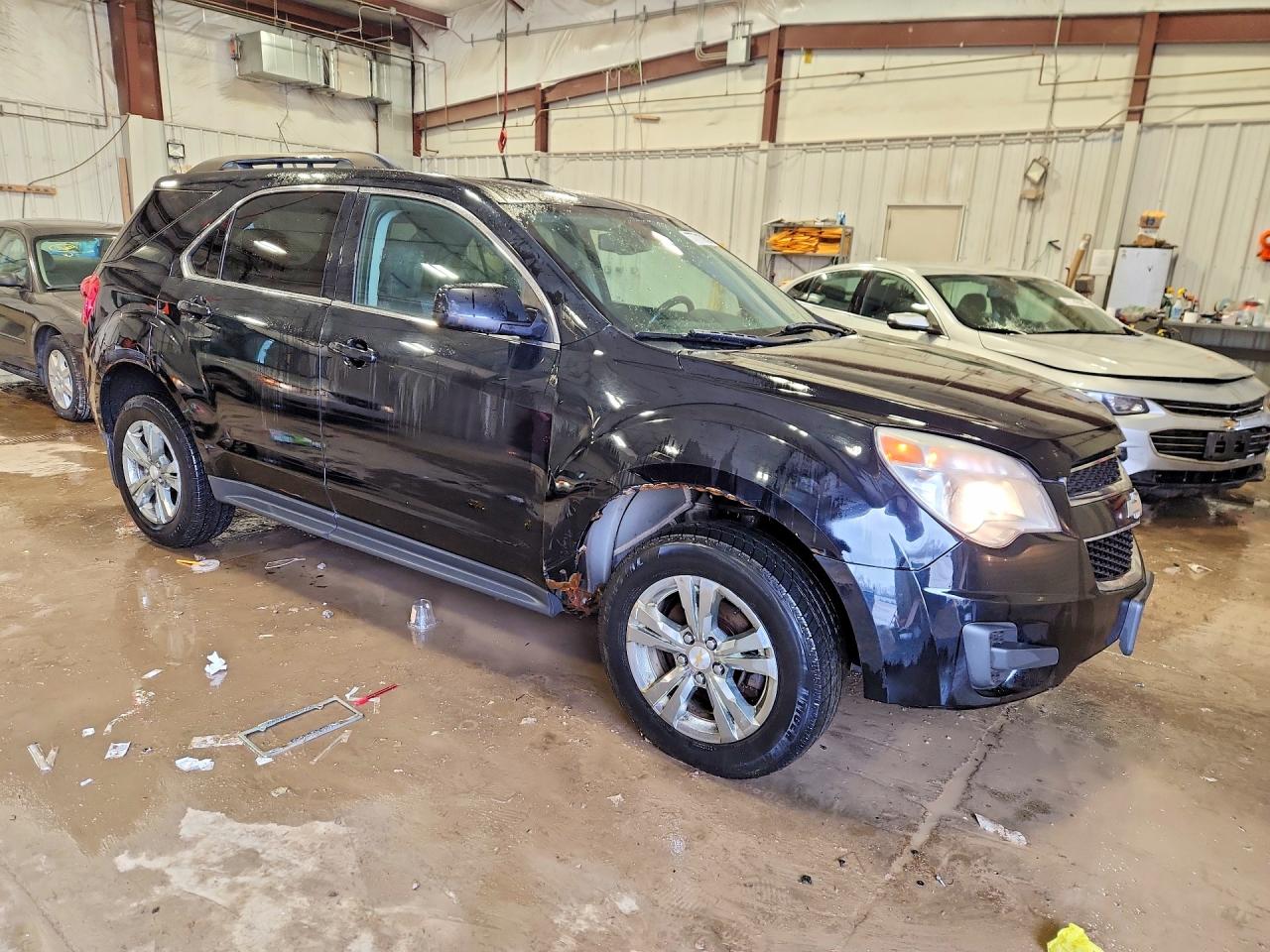 2013 CHEVROLET EQUINOX LT photo 4