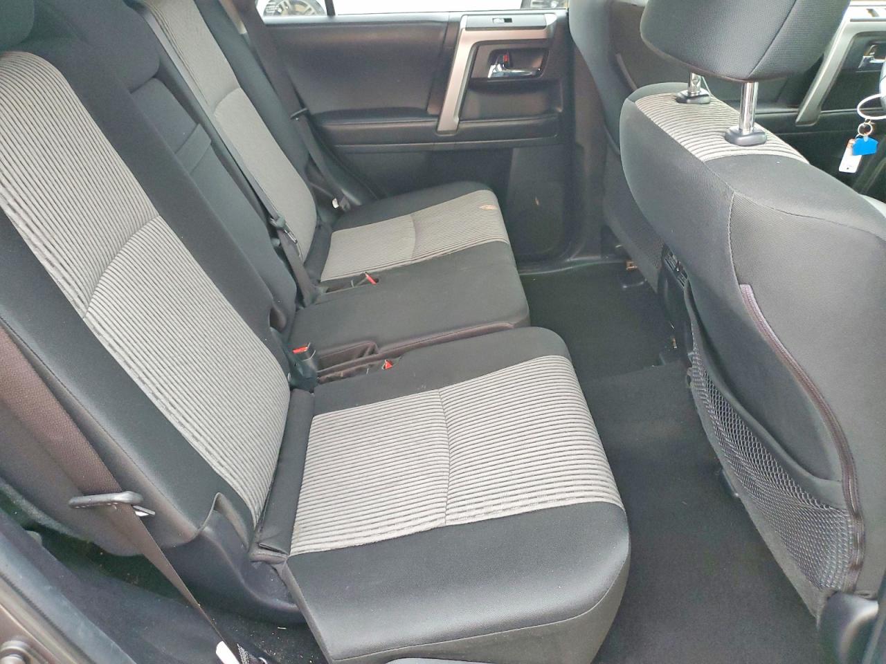 2022 TOYOTA 4RUNNER SR5 photo 11