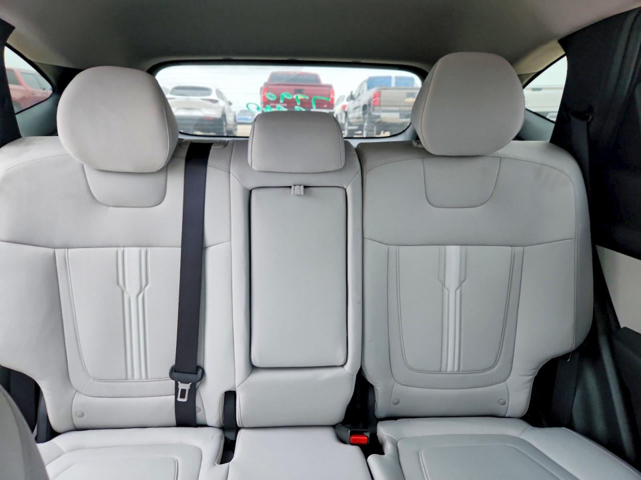 2025 HYUNDAI TUCSON SEL photo 19