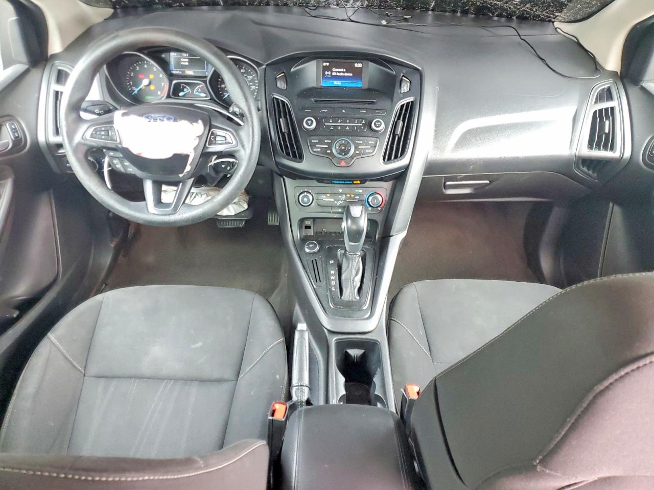 2015 FORD FOCUS SE photo 15