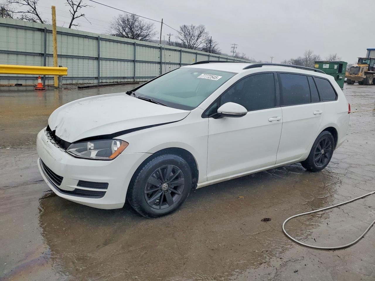 2016 VOLKSWAGEN GOLF SPORTWAGEN S photo 2