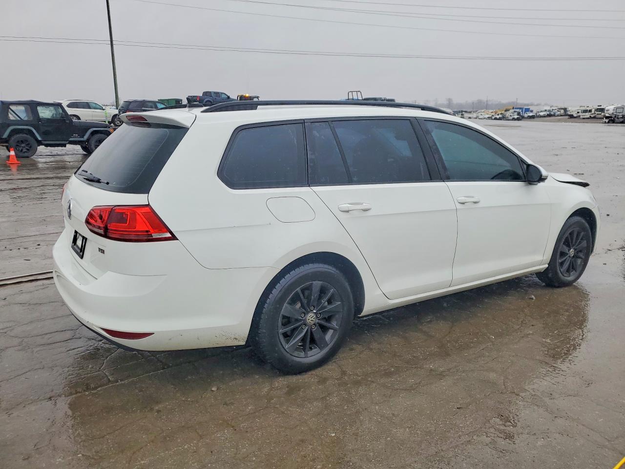2016 VOLKSWAGEN GOLF SPORTWAGEN S photo 5