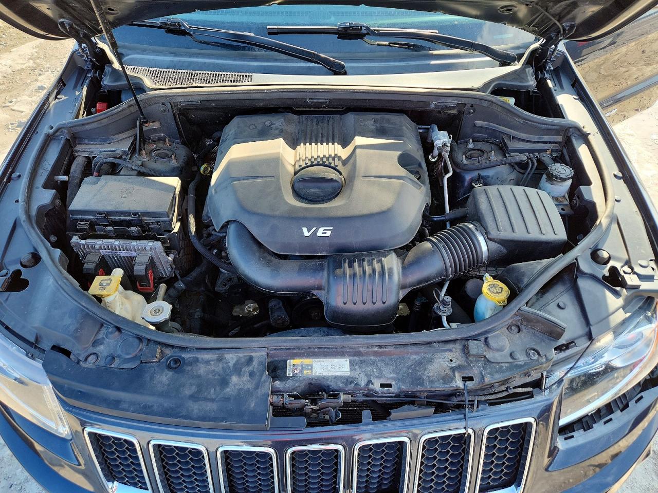 2014 JEEP GRAND CHEROKEE LIMITED photo 12