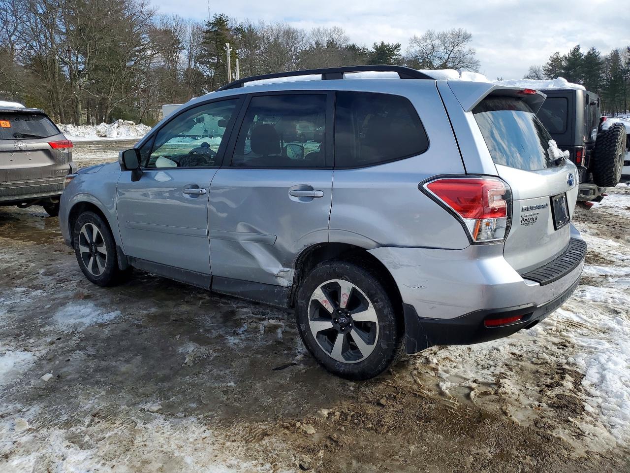 2018 SUBARU FORESTER 2.5I PREMIUM photo 2