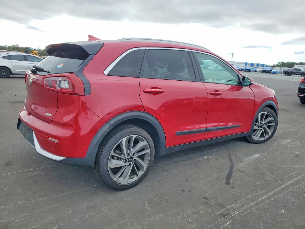 2018 KIA NIRO TOURING photo 3