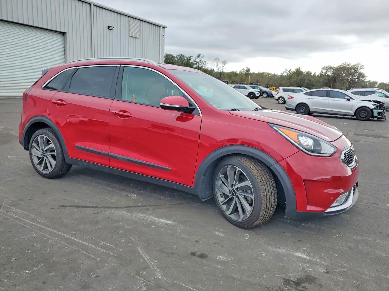 2018 KIA NIRO TOURING photo 4