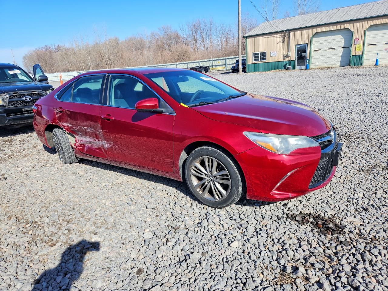 2017 TOYOTA CAMRY SE photo 7