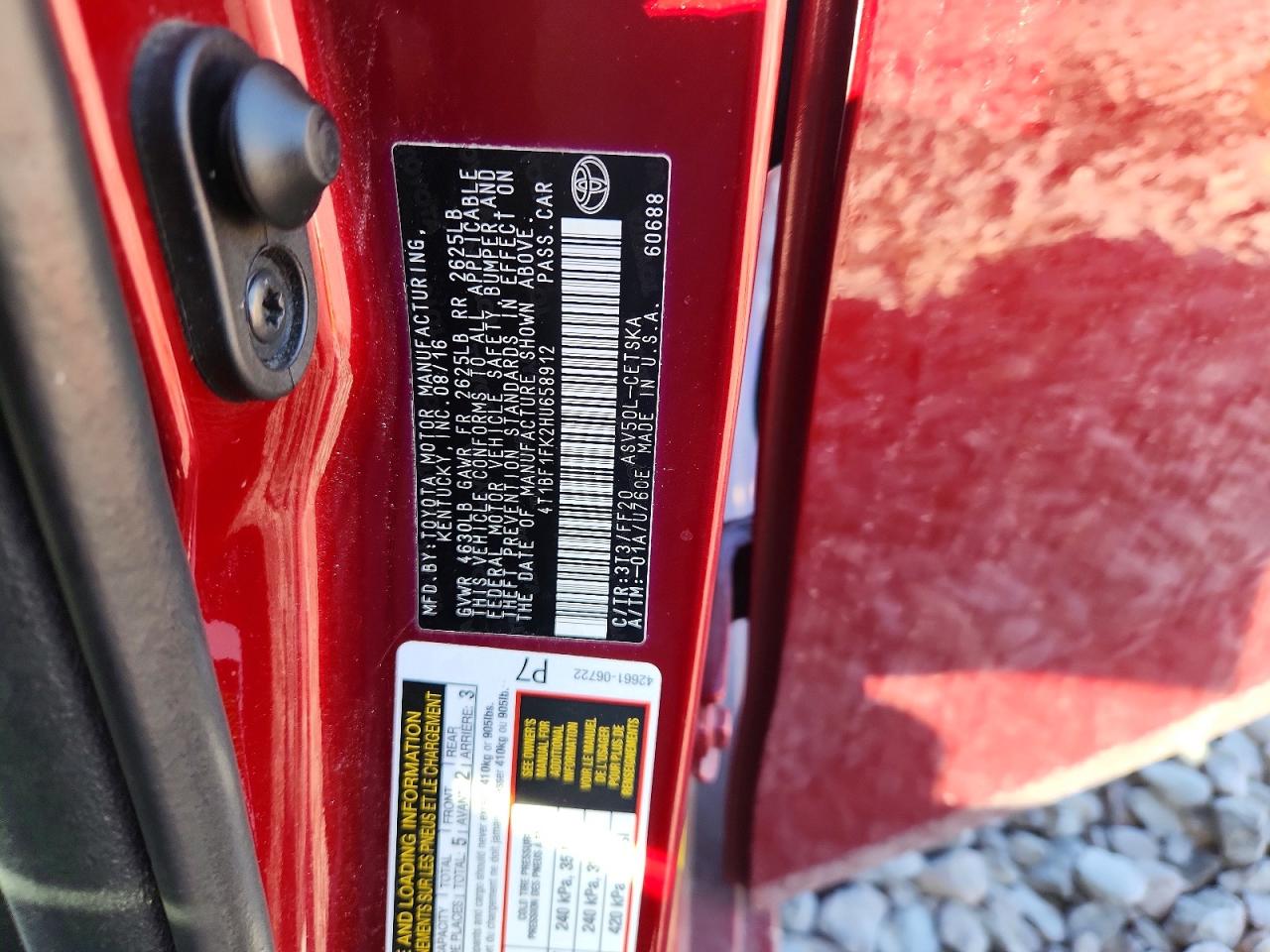 2017 TOYOTA CAMRY SE photo 23