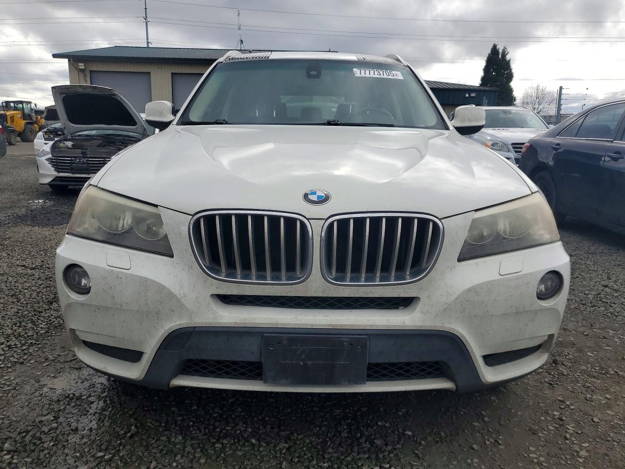 2011 BMW X3 XDRIVE28I photo 9