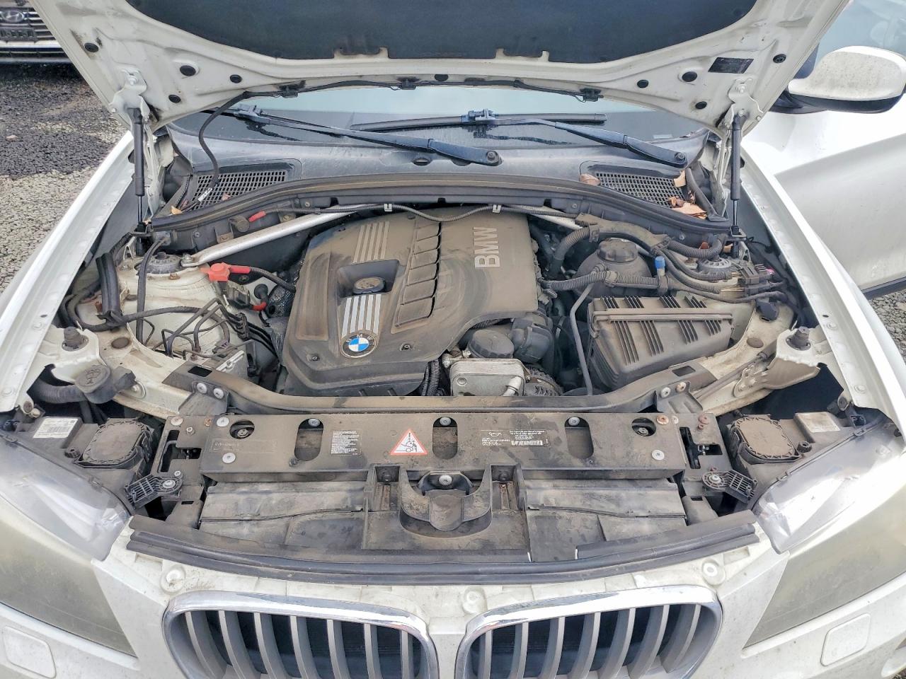 2011 BMW X3 XDRIVE28I photo 23