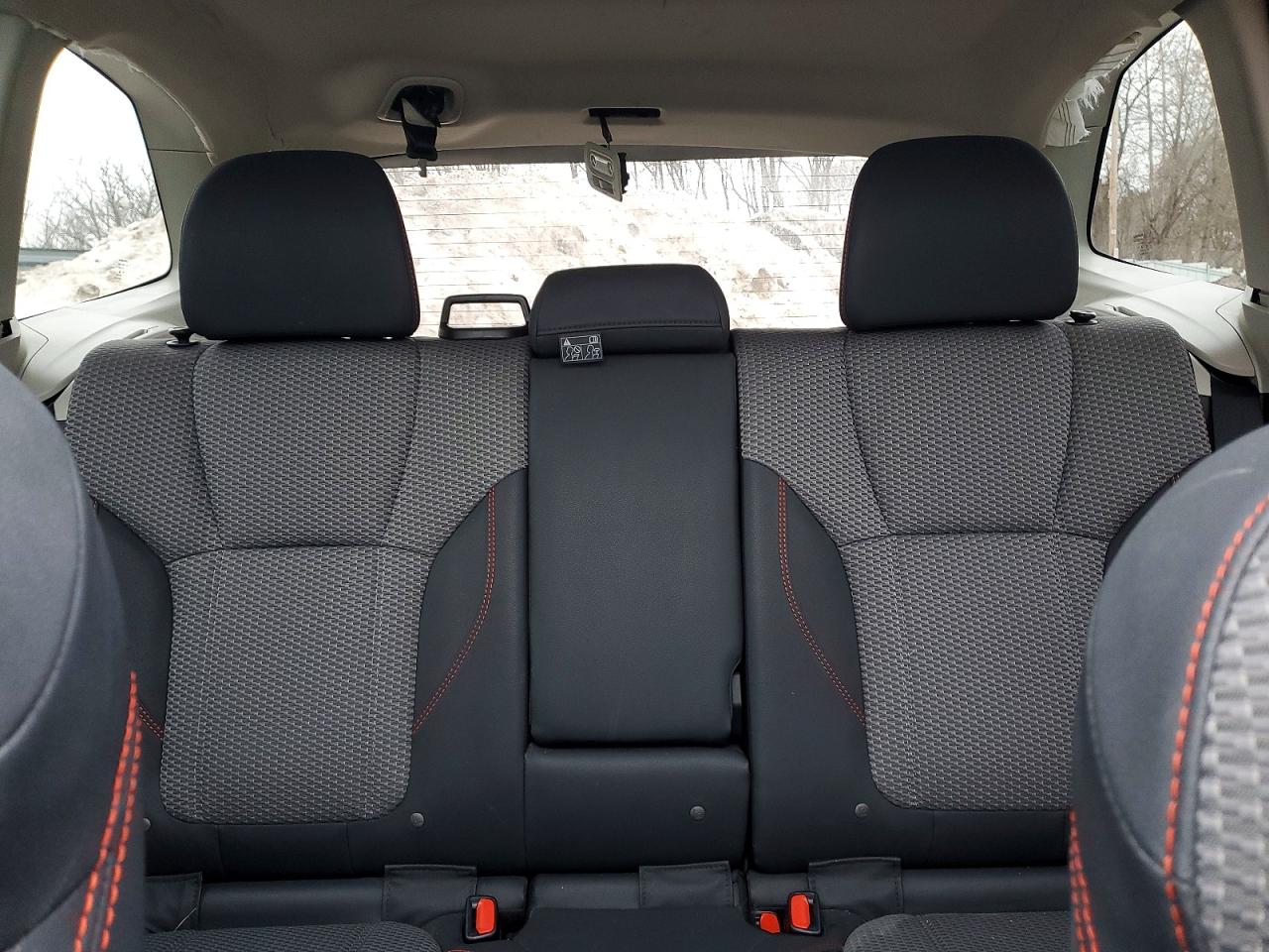 2020 SUBARU FORESTER photo 28