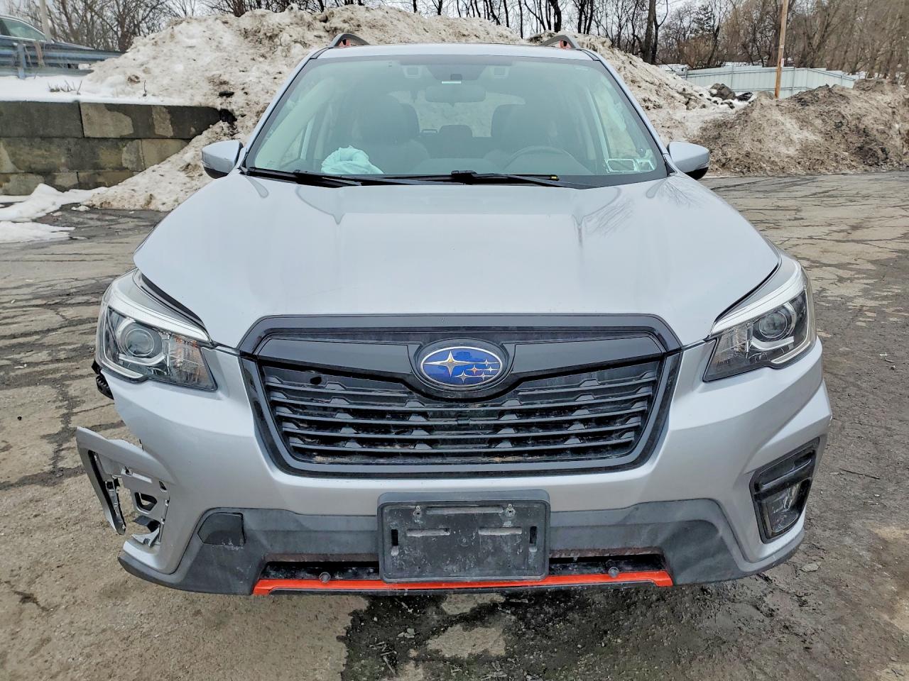 2020 SUBARU FORESTER photo 13