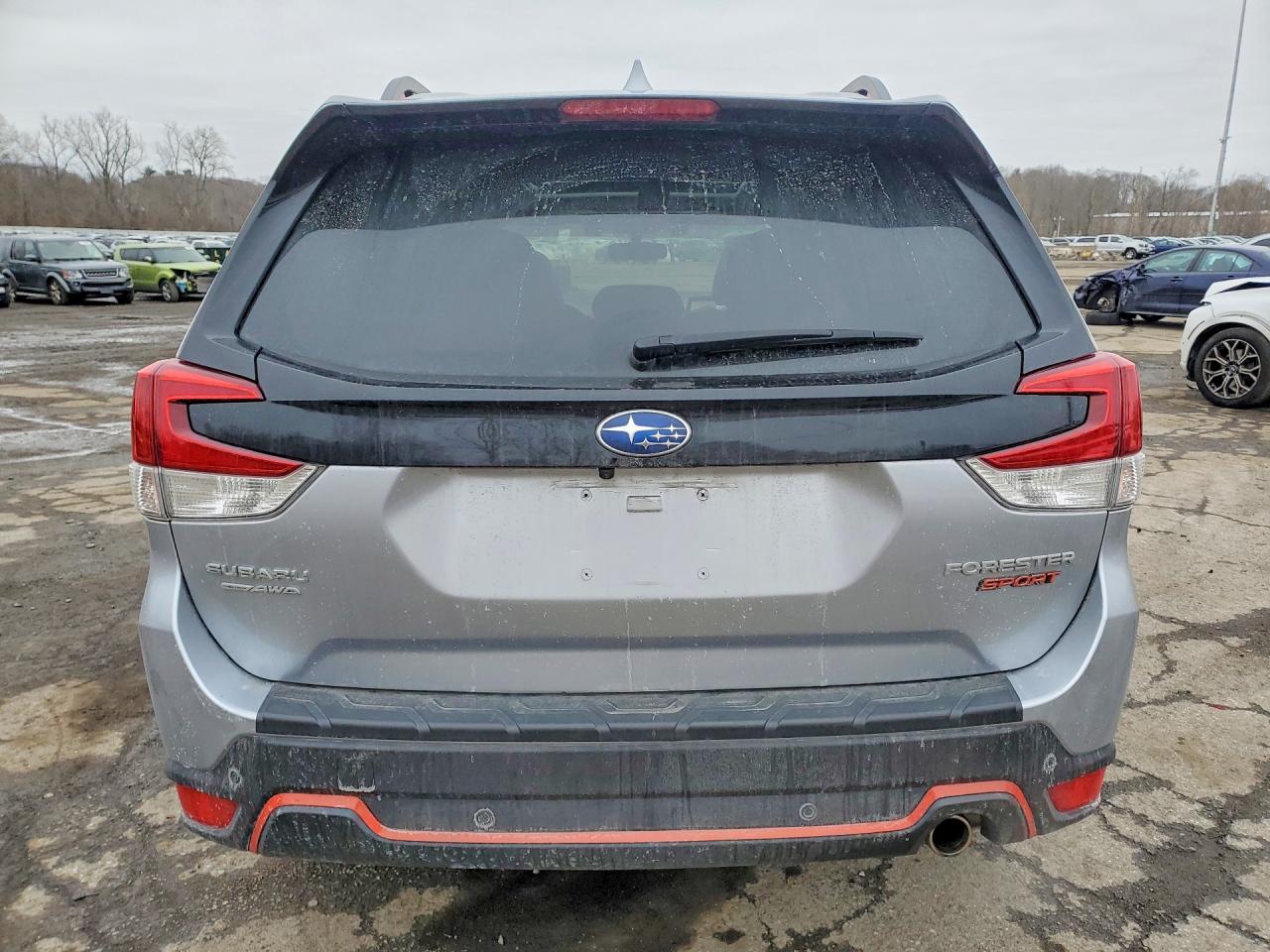 2020 SUBARU FORESTER photo 16