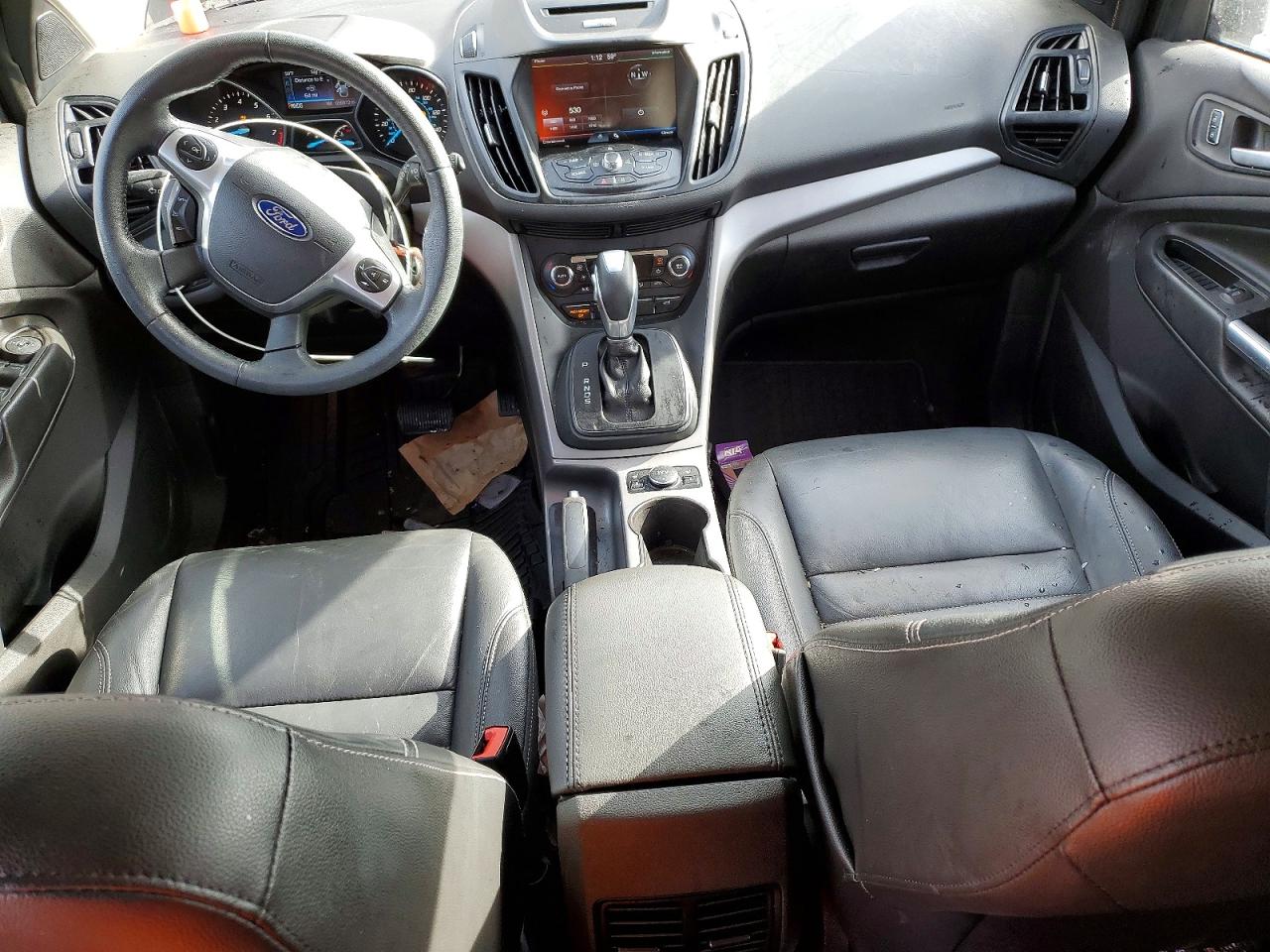 2015 FORD ESCAPE SE photo 15