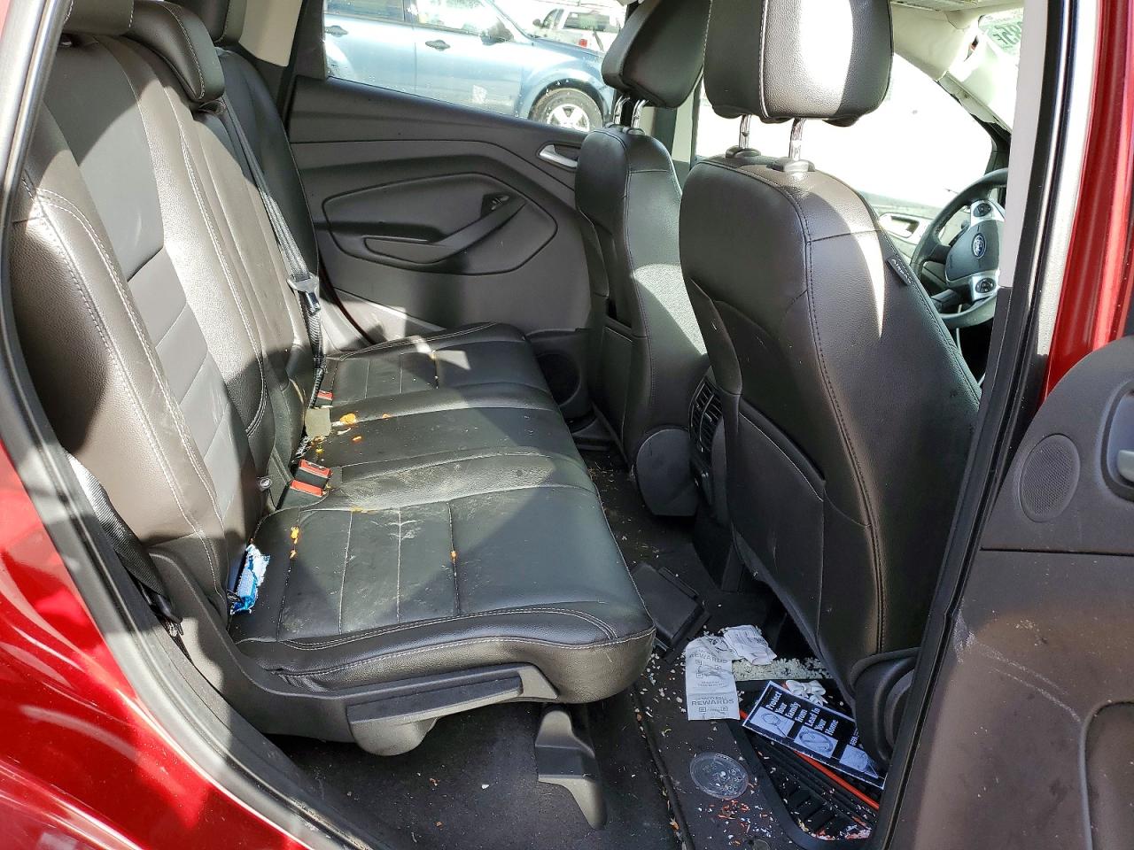2015 FORD ESCAPE SE photo 21