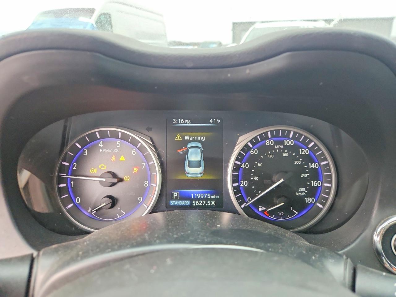 2015 INFINITI Q50 BASE photo 9