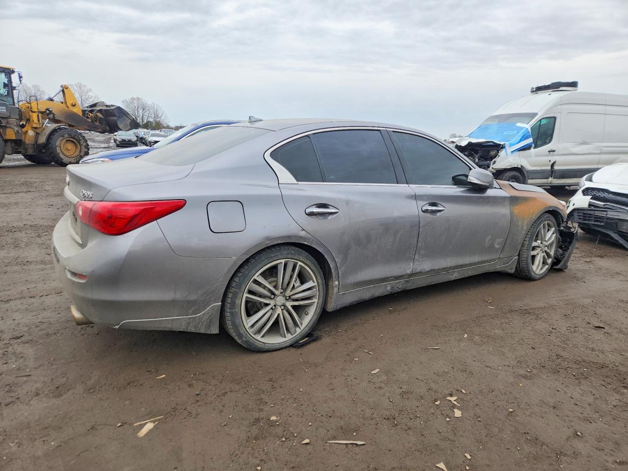 2015 INFINITI Q50 BASE photo 3