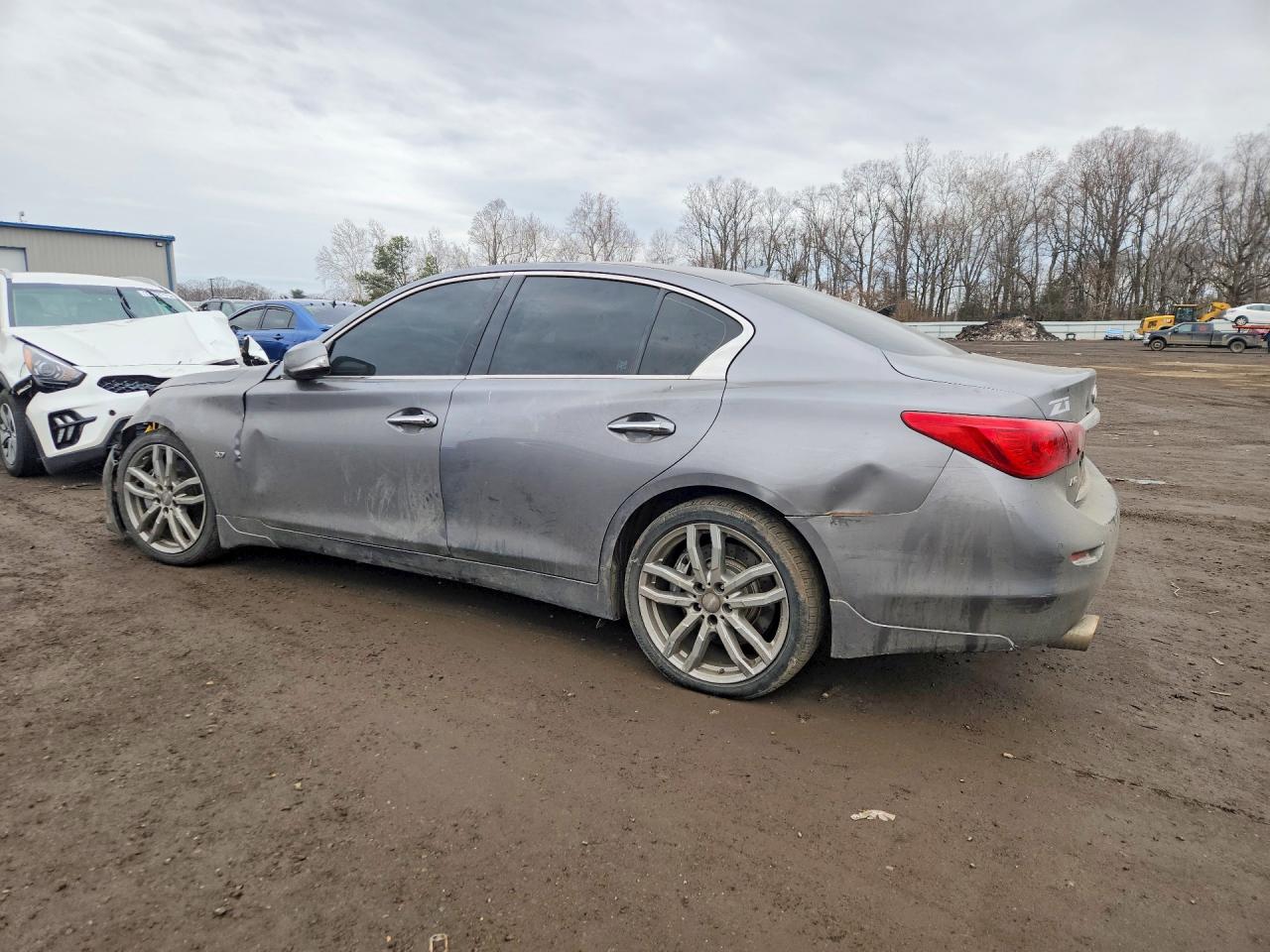 2015 INFINITI Q50 BASE photo 2