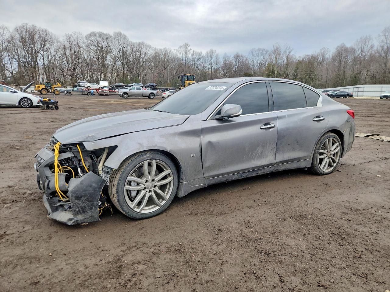 2015 INFINITI Q50