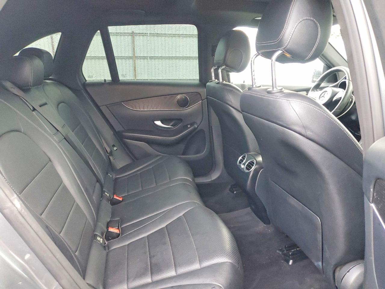 2017 MERCEDES-BENZ GLC 300 photo 41