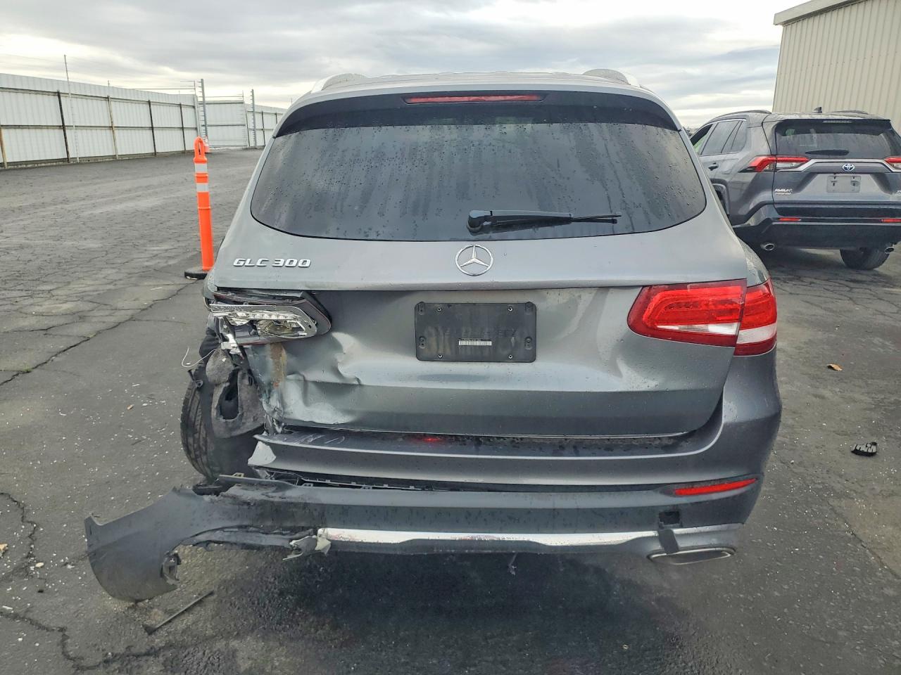 2017 MERCEDES-BENZ GLC 300 photo 21