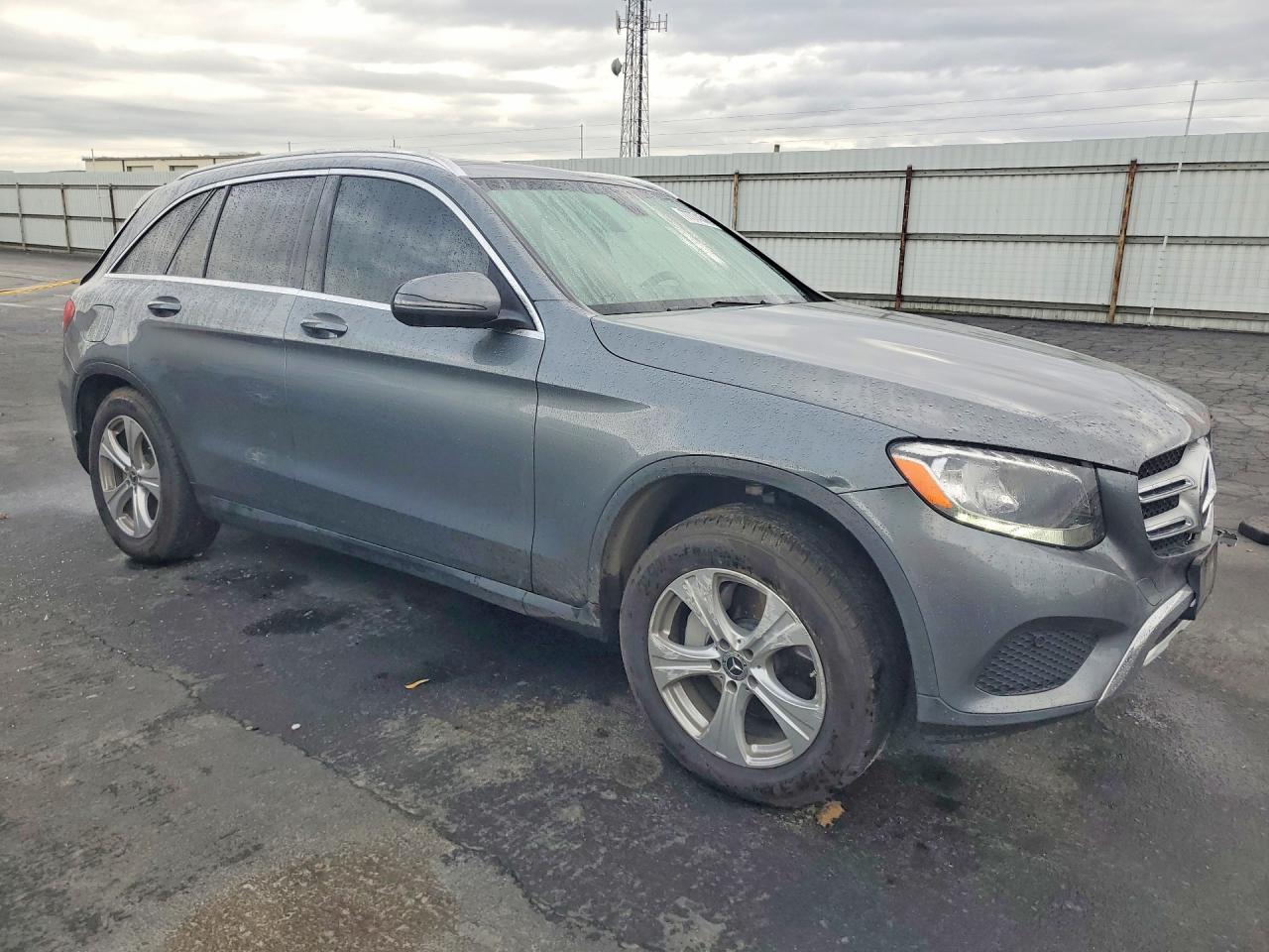 2017 MERCEDES-BENZ GLC 300 photo 13