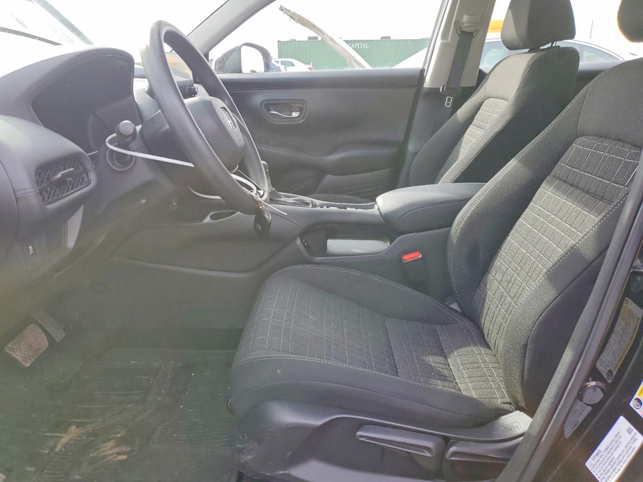 2024 HONDA HR-V LX photo 13