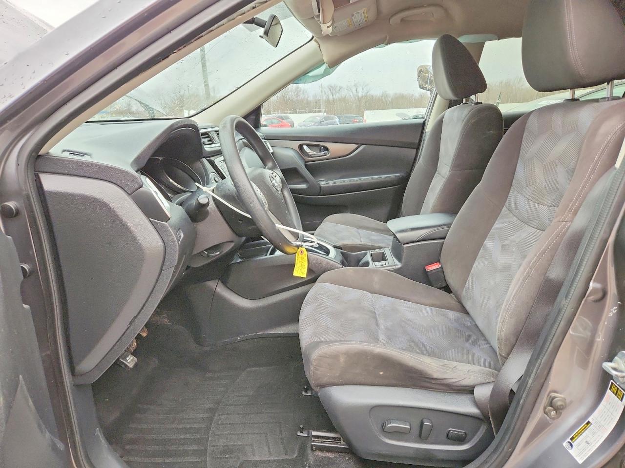 2016 NISSAN ROGUE SV photo 19