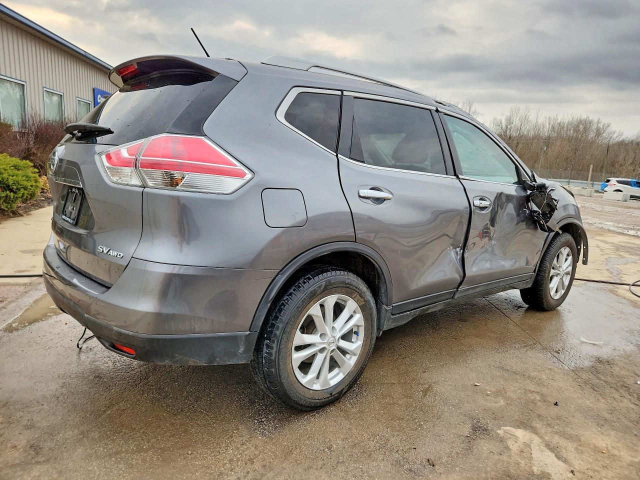 2016 NISSAN ROGUE SV photo 7