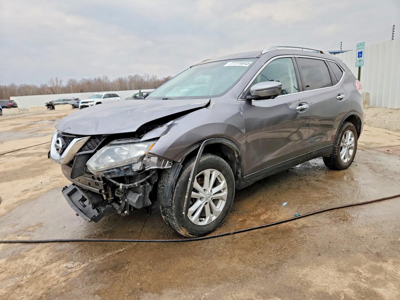 2016 NISSAN ROGUE