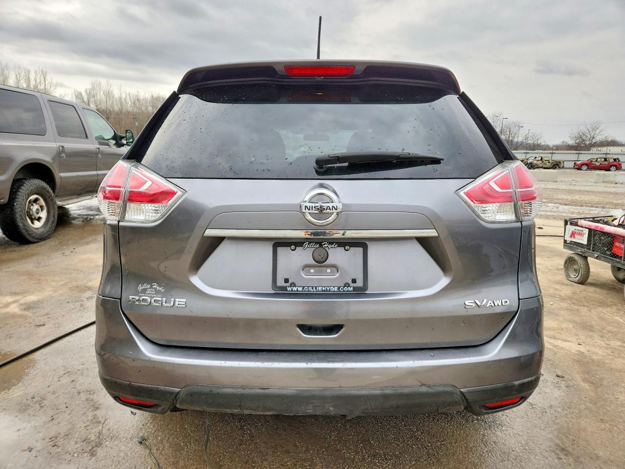 2016 NISSAN ROGUE SV photo 16