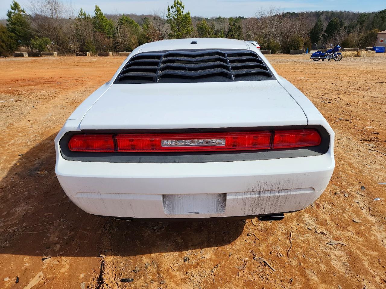 2012 DODGE CHALLENGER SXT photo 6