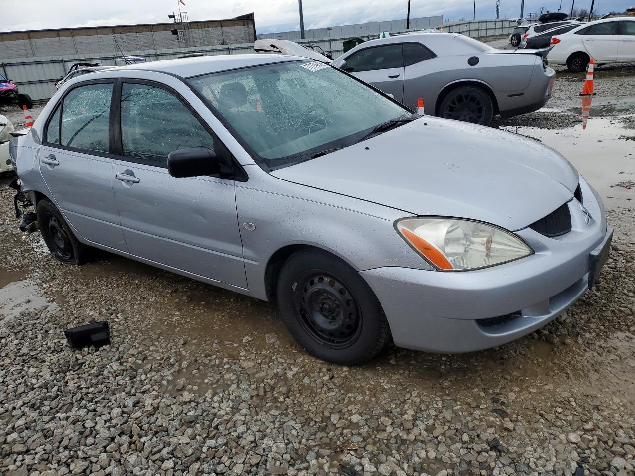 2004 MITSUBISHI LANCER ES photo 4
