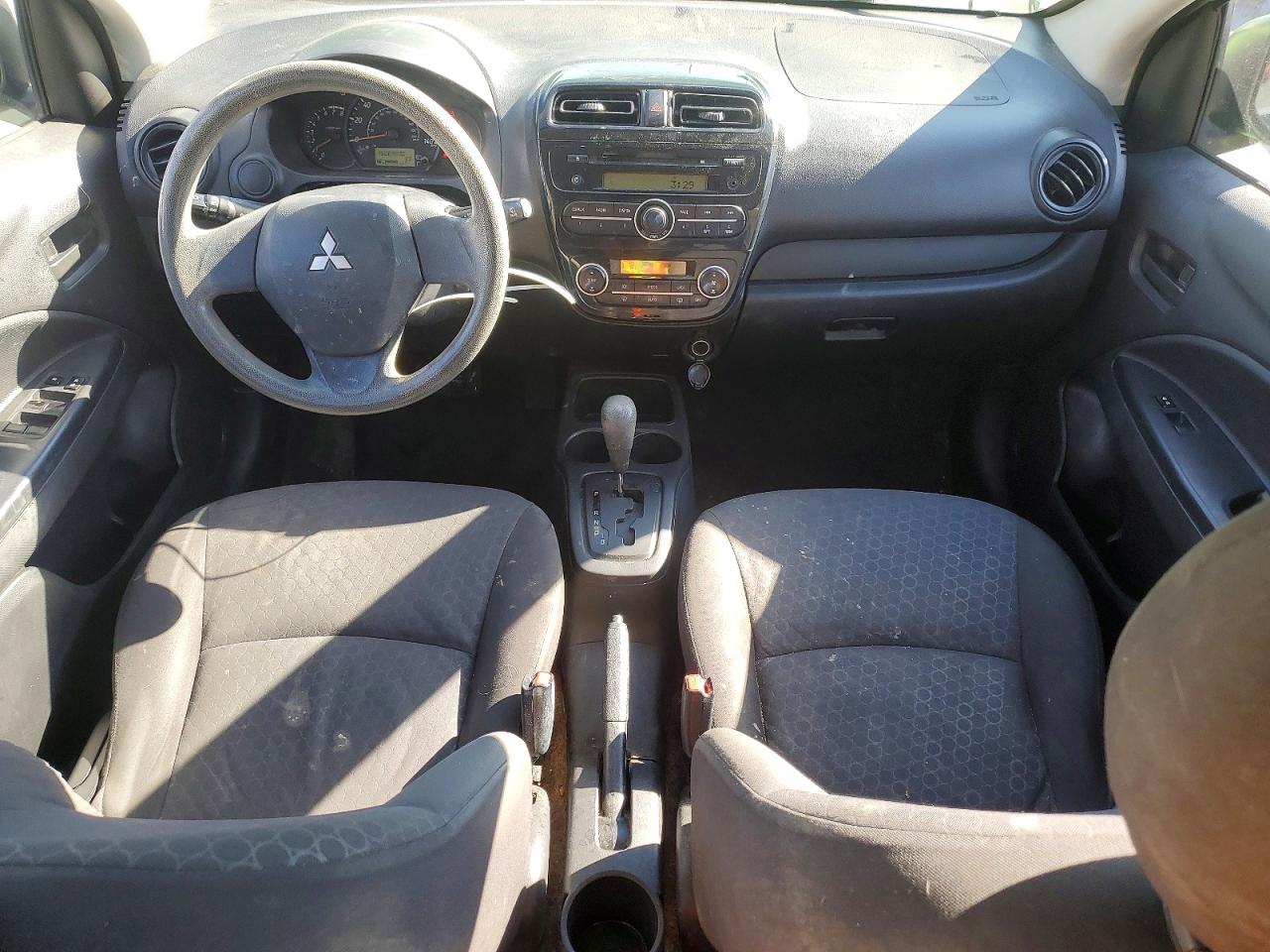 2014 MITSUBISHI MIRAGE DE photo 8