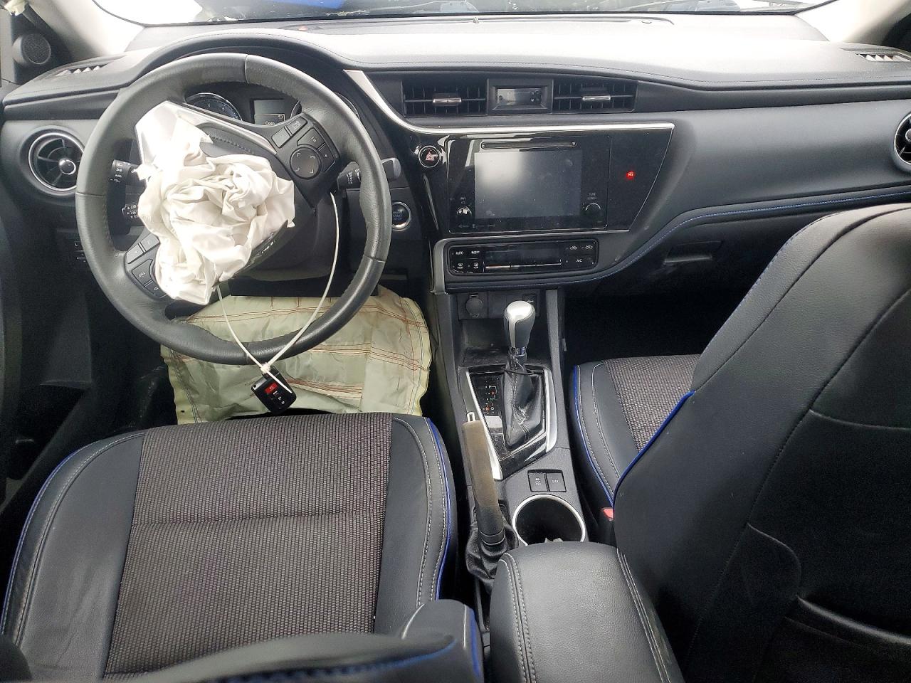 2018 TOYOTA COROLLA SE photo 15